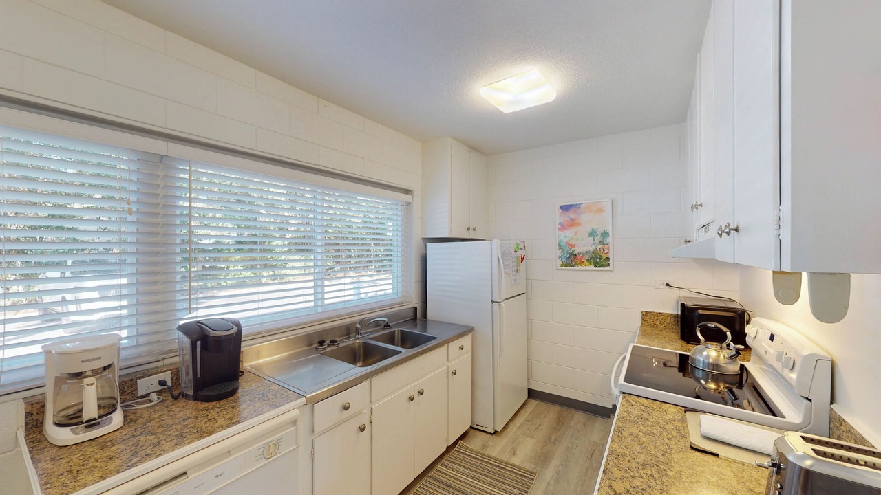 Photo of Kitchen in Jekyll Island