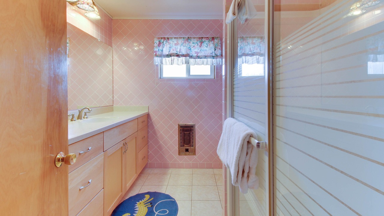 Photo of Bathroom in Lopez Island