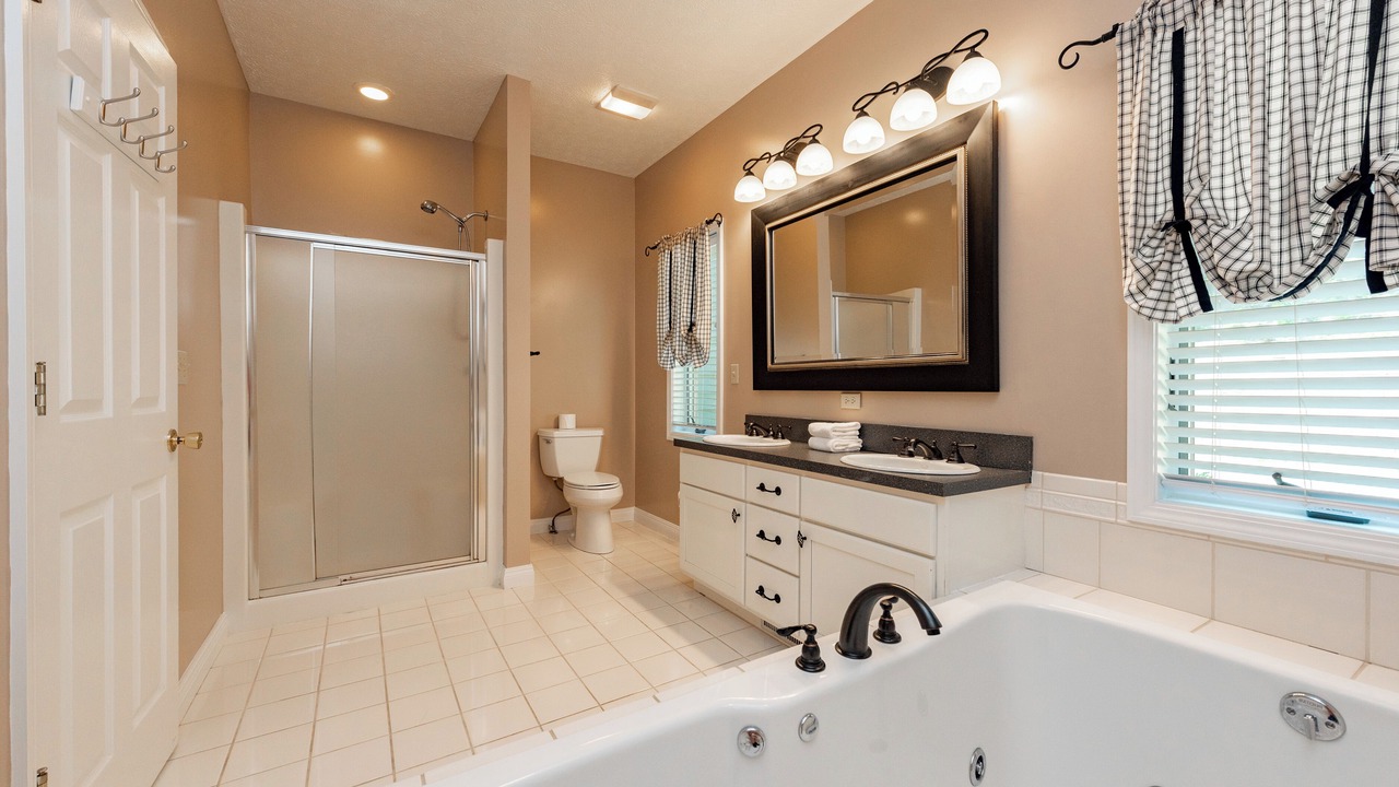 Photo of Bathroom in Thayerville