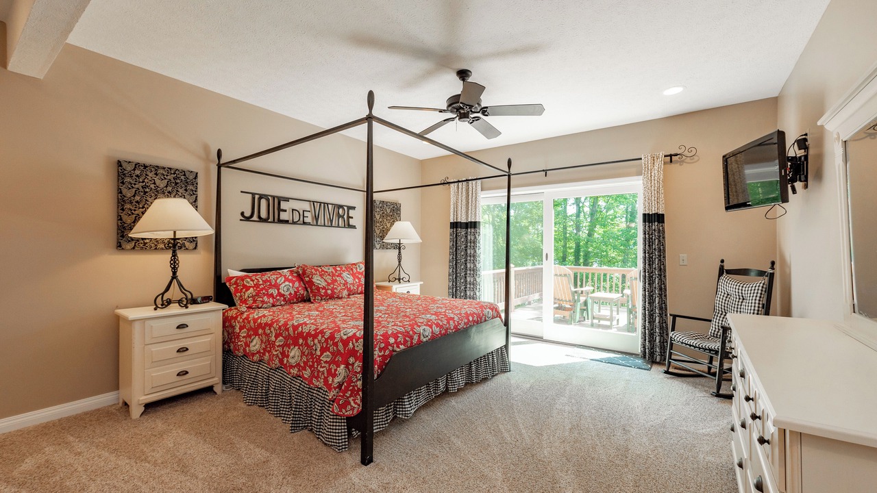 Photo of Bedroom in Thayerville