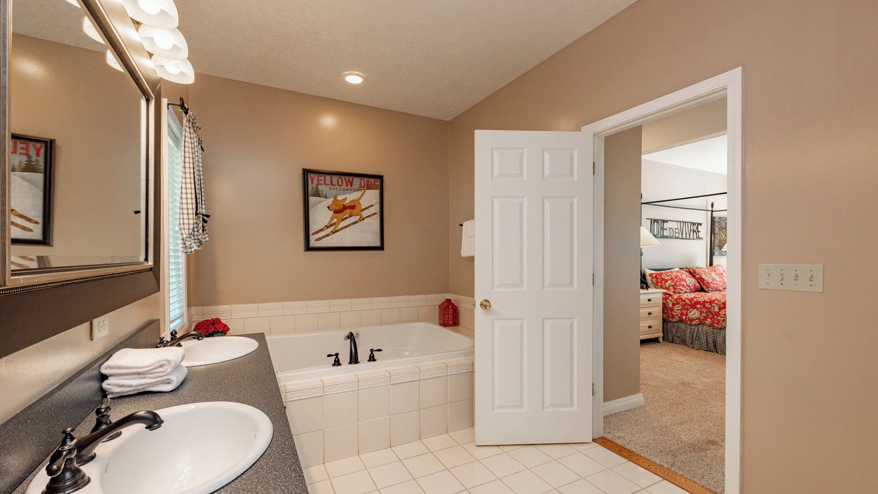 Photo of Bathroom in Thayerville