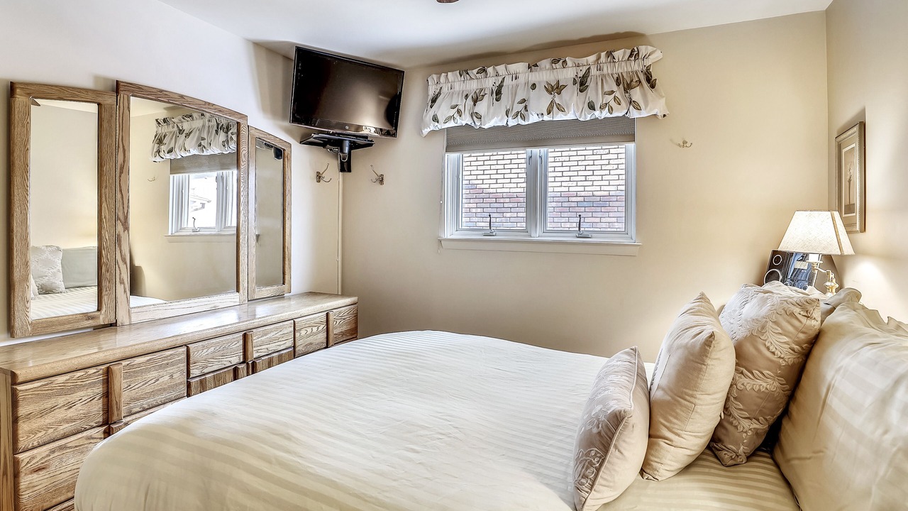 Photo of Bedroom in West End