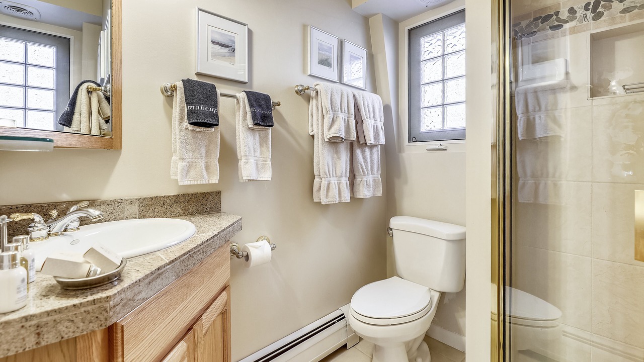 Photo of Bathroom in West End