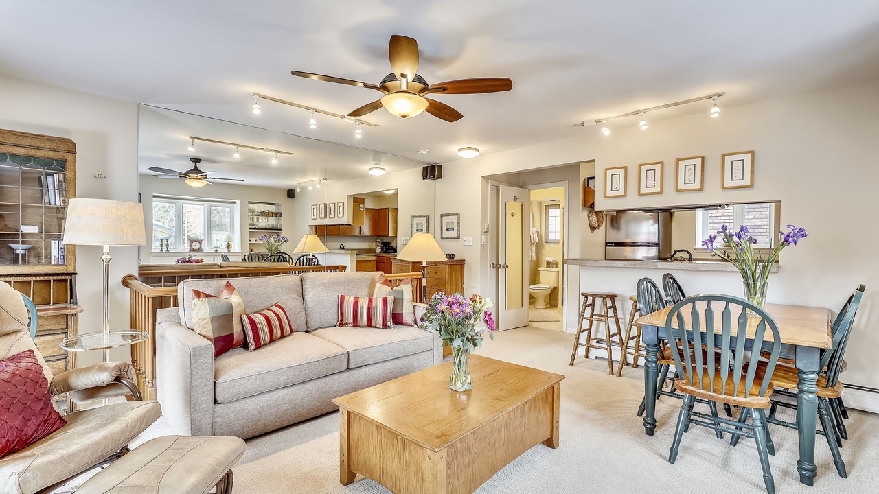 Photo of Livingroom in West End