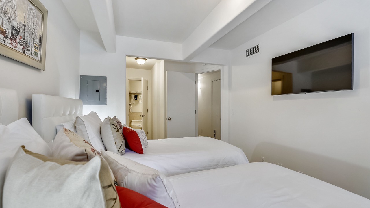 Photo of Bedroom in Downtown