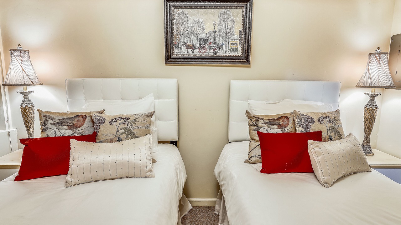 Photo of Bedroom in Downtown