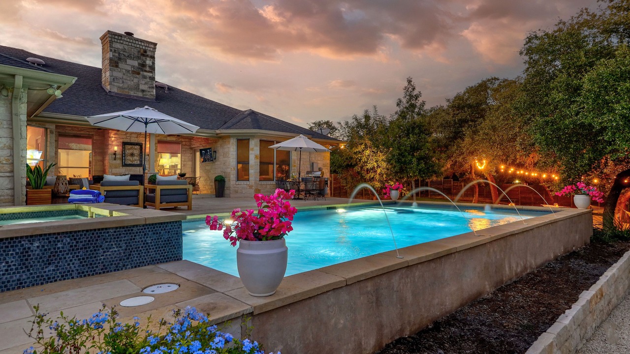 Photo of Outdoor in West Oak Hill