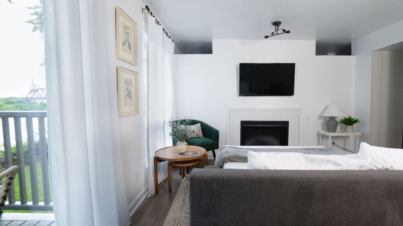 Photo of Bedroom in North Capitol