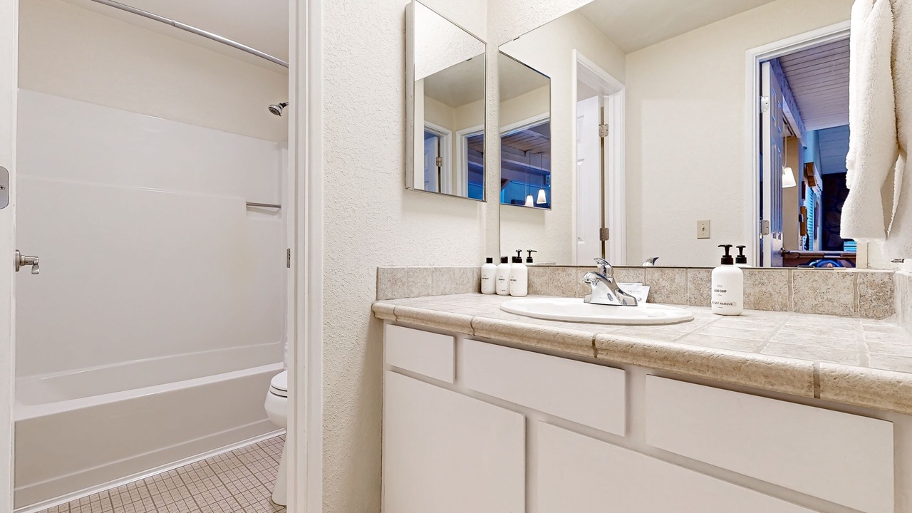 Photo of Others in Tennis Village