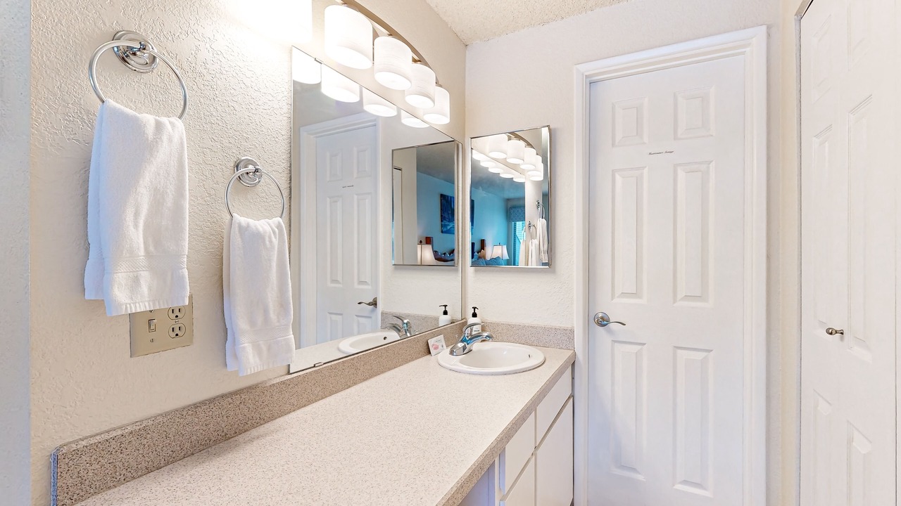 Photo of Others in Tennis Village