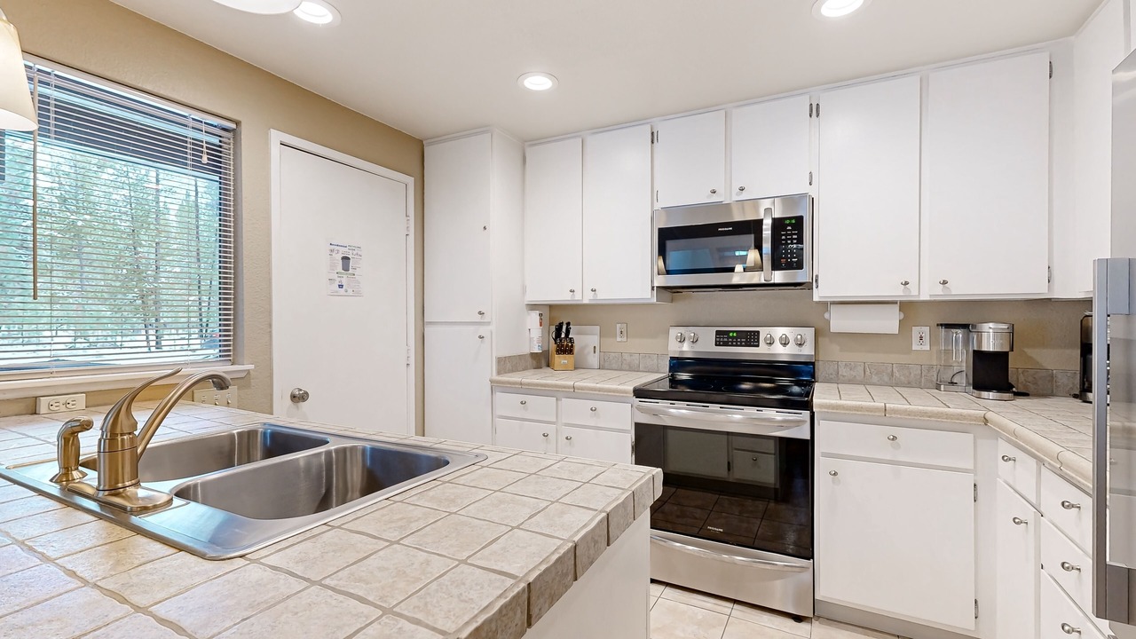 Photo of Others in Tennis Village