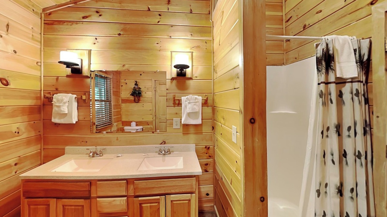 Photo of Bathroom in Gatlinburg