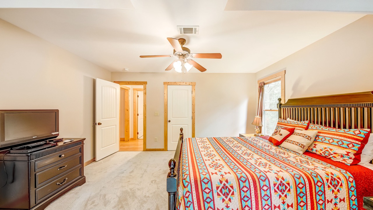 Photo of Bedroom in Ellijay