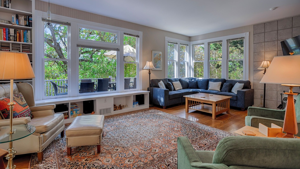 Photo of Livingroom in Town of Jerusalem