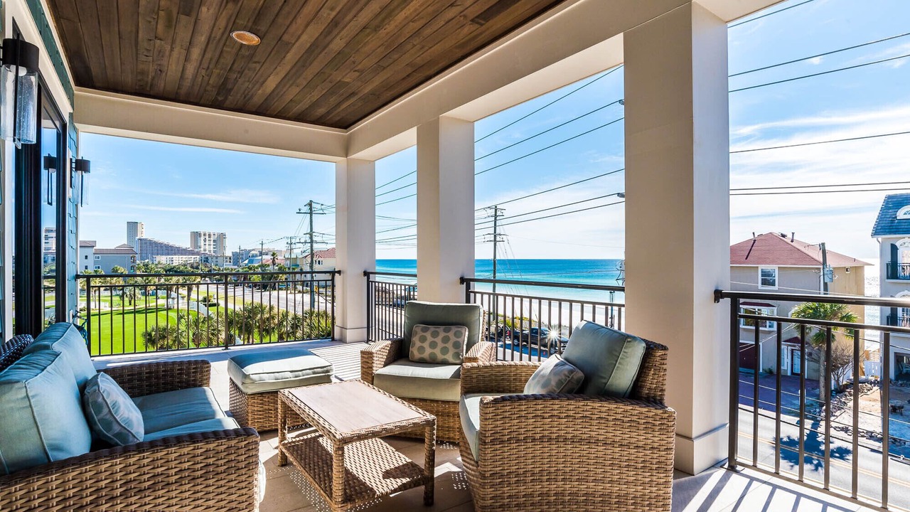 Photo of Patio Balcony in Miramar Beach