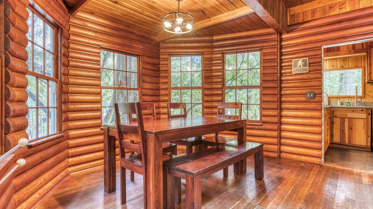 Photo of Others in Zigzag