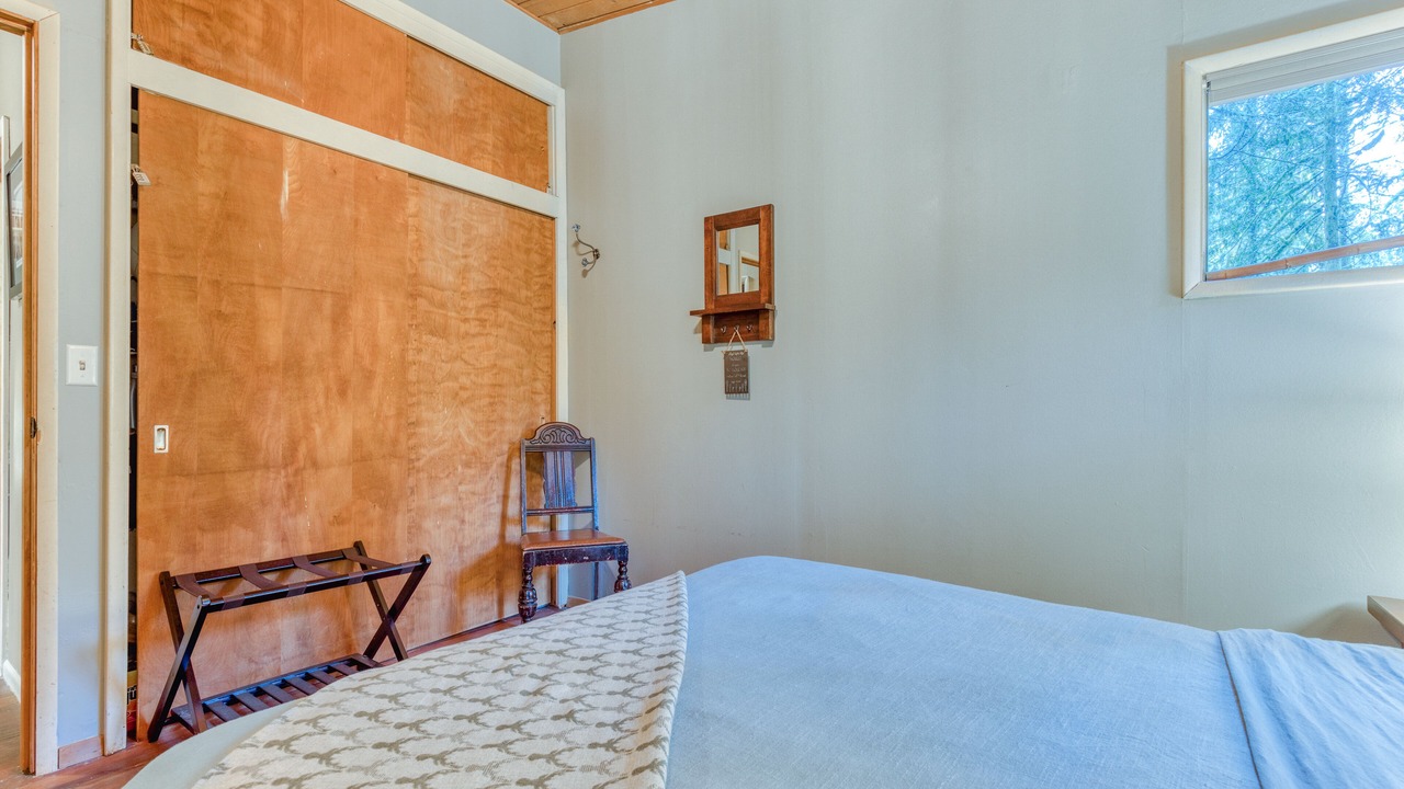 Photo of Bedroom in Zigzag