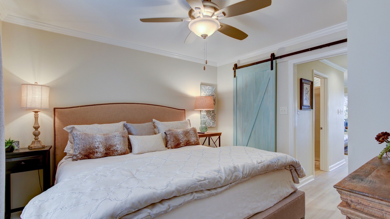 Photo of Bedroom in Hot Springs