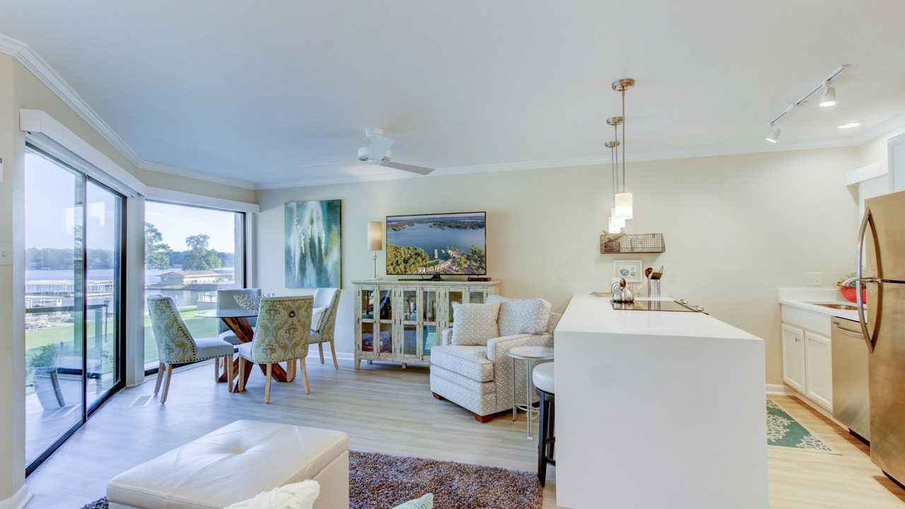 Photo of Livingroom in Hot Springs