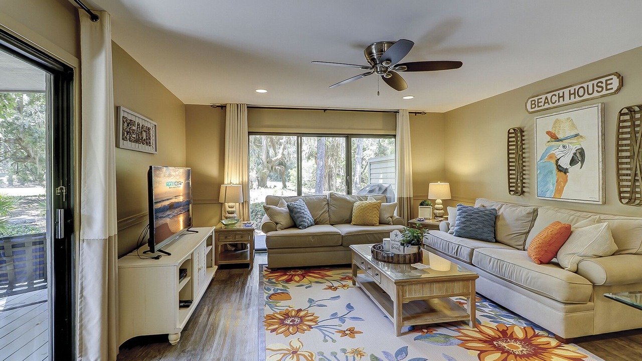 Photo of Livingroom in Shipyard Plantation
