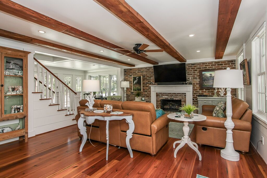 Photo of Livingroom in Oceanside