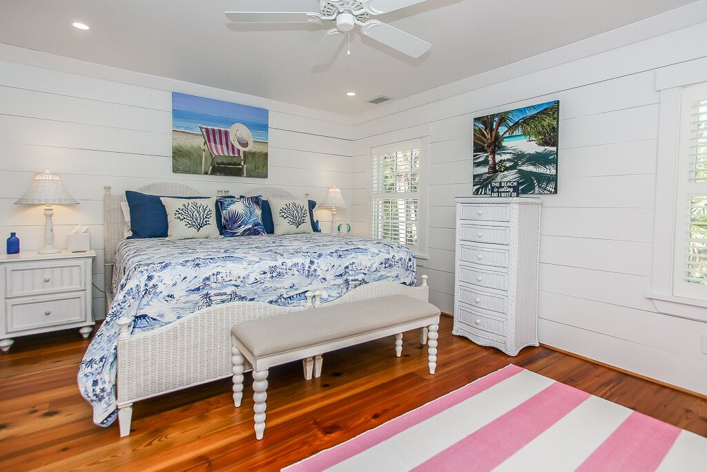 Photo of Bedroom in Oceanside