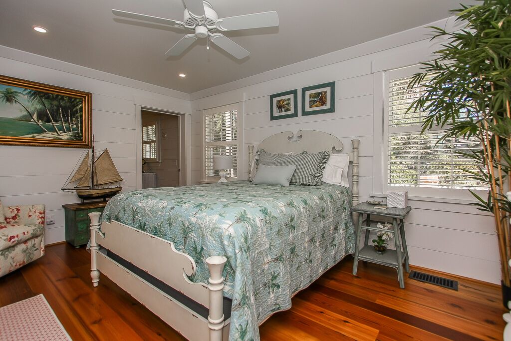 Photo of Bedroom in Oceanside