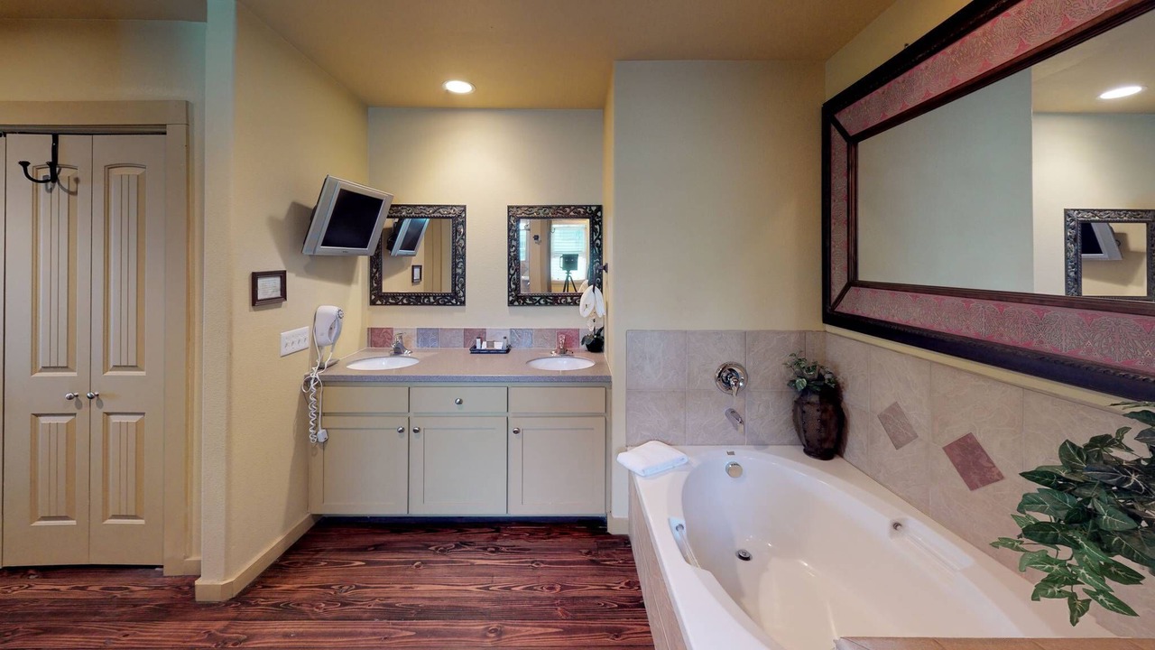 Photo of Bathroom in Port Aransas