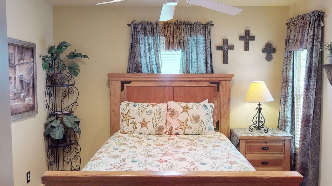 Photo of Bedroom in Port Aransas
