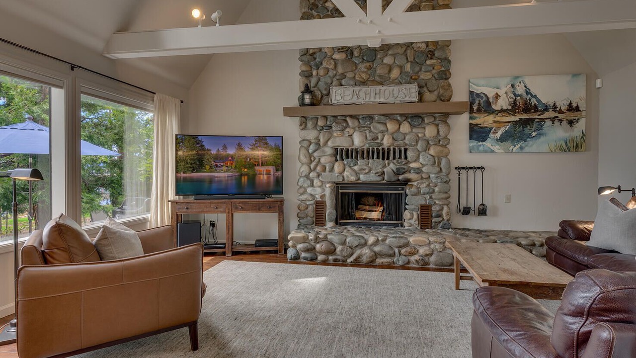 Photo of Livingroom in Carnelian Bay