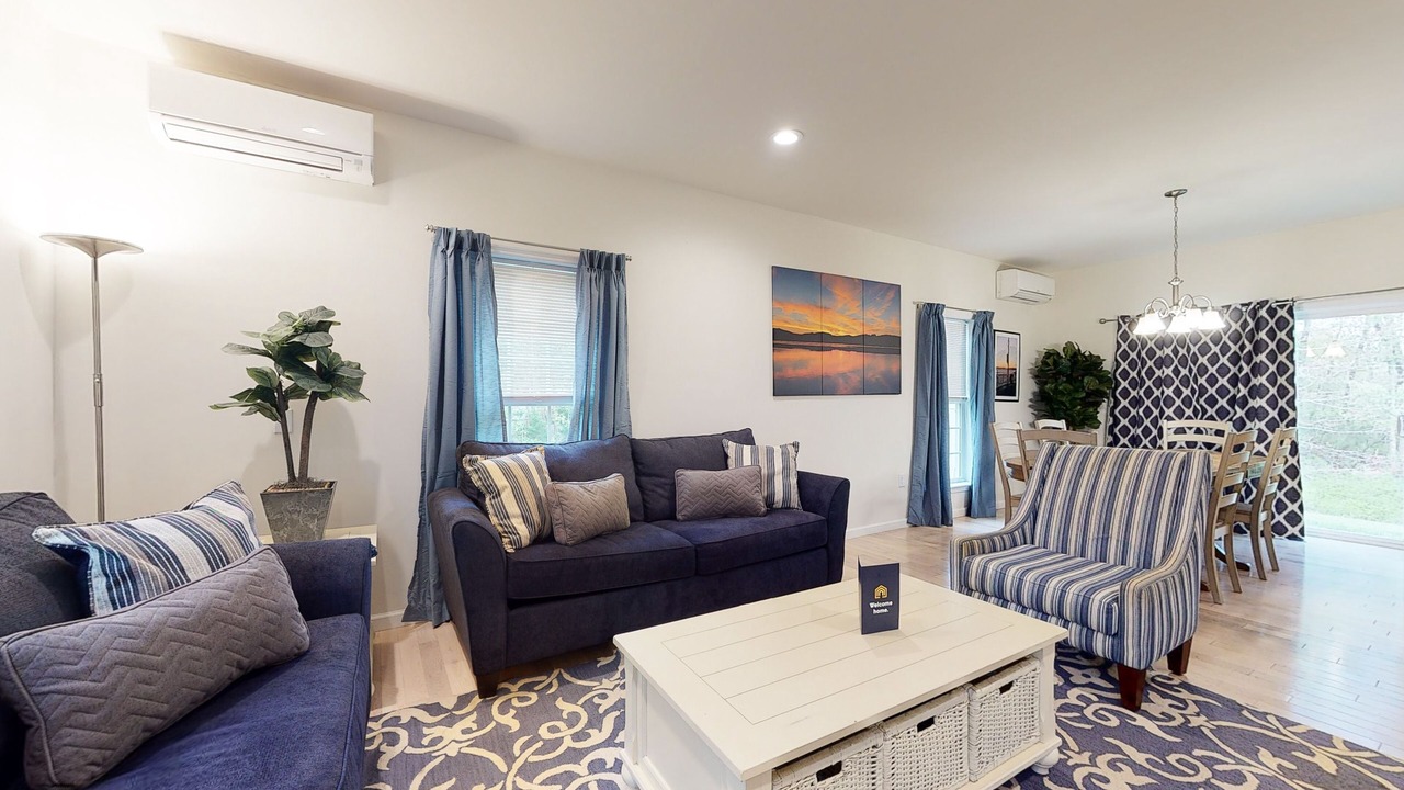 Photo of Livingroom in Oak Bluffs