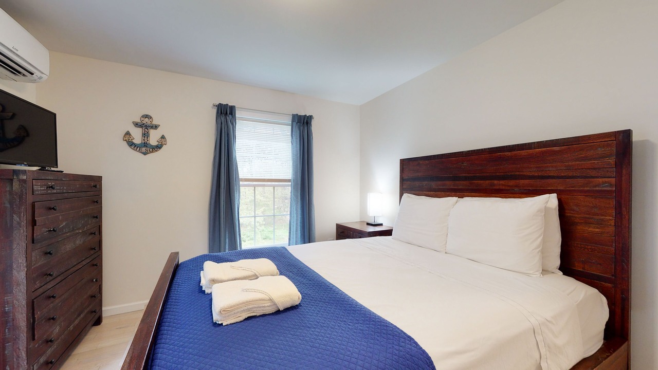 Photo of Bedroom in Oak Bluffs