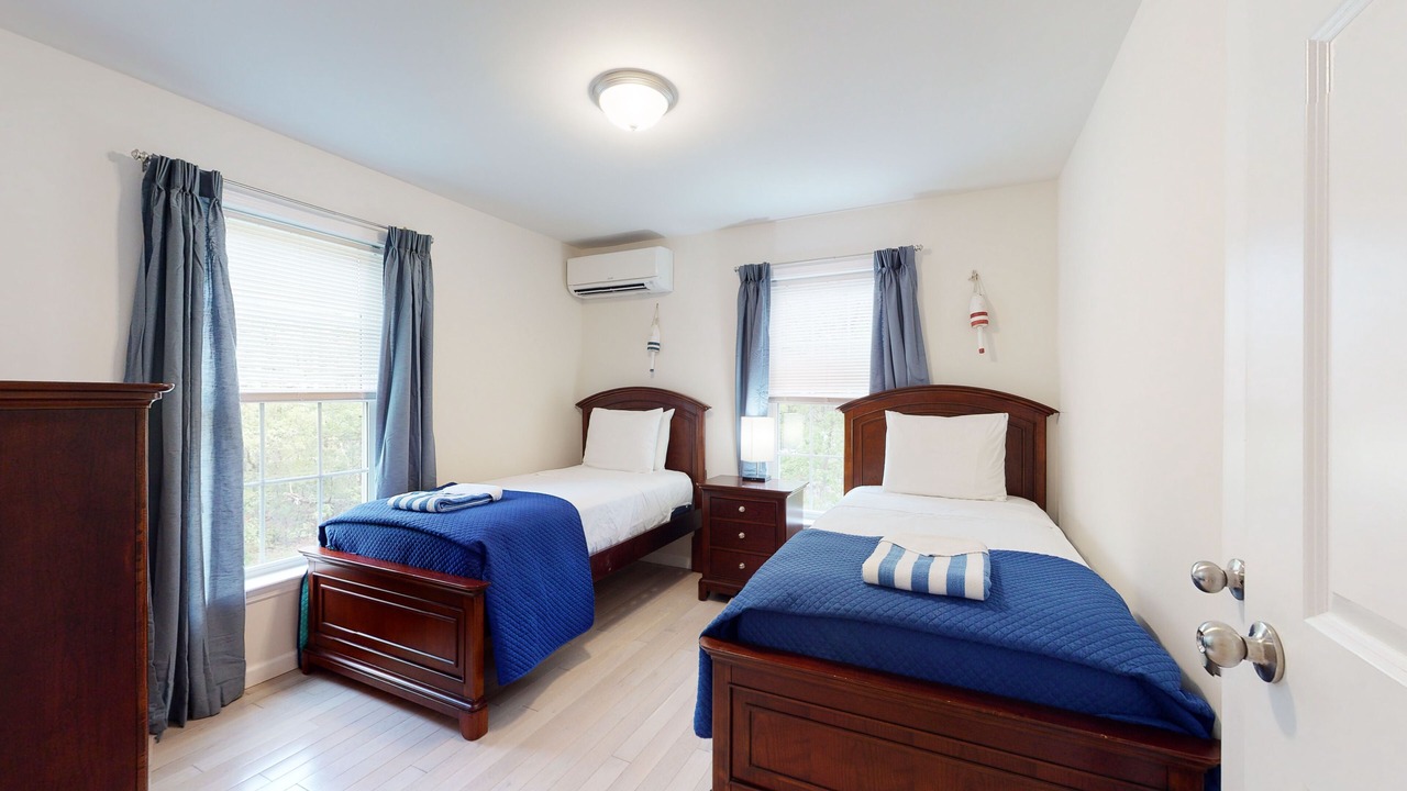 Photo of Bedroom in Oak Bluffs