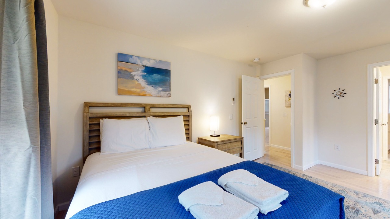 Photo of Bedroom in Oak Bluffs