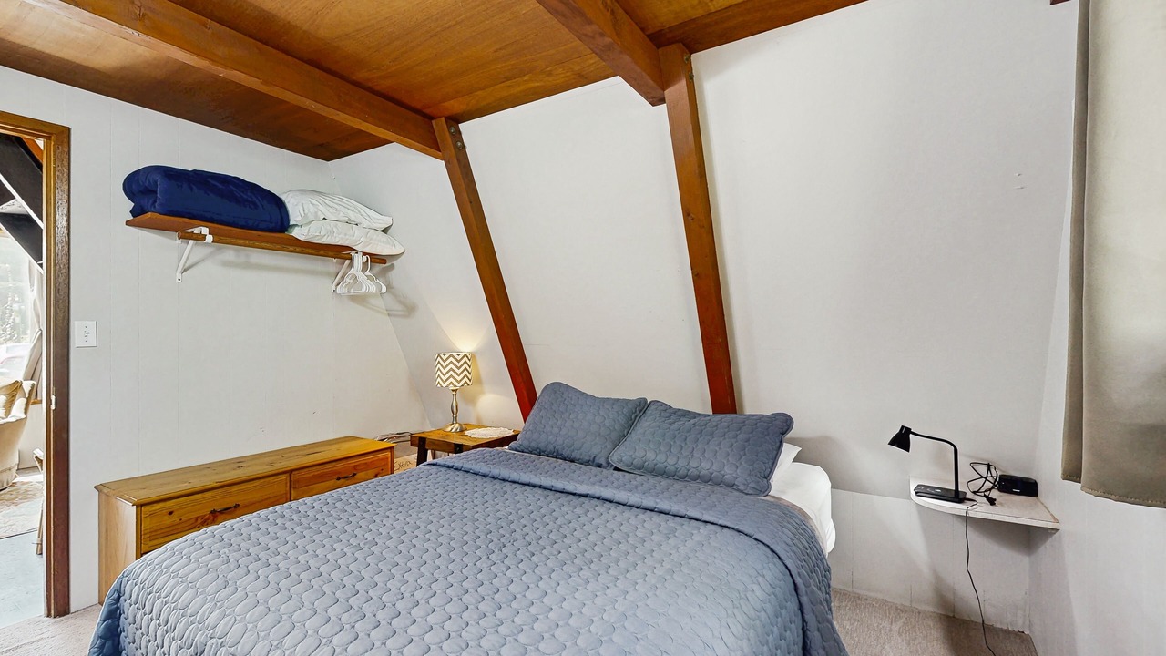 Photo of Bedroom in Otter Rock