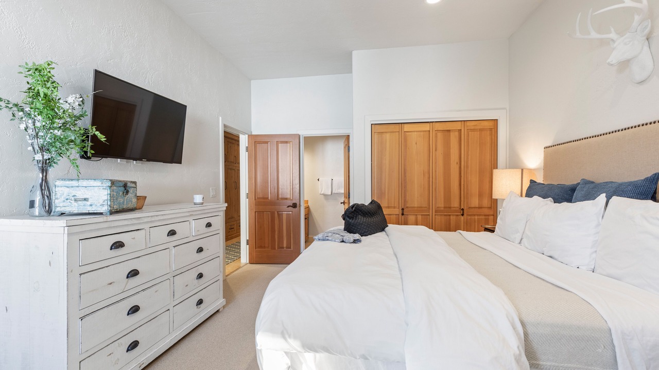 Photo of Bedroom in Deer Valley