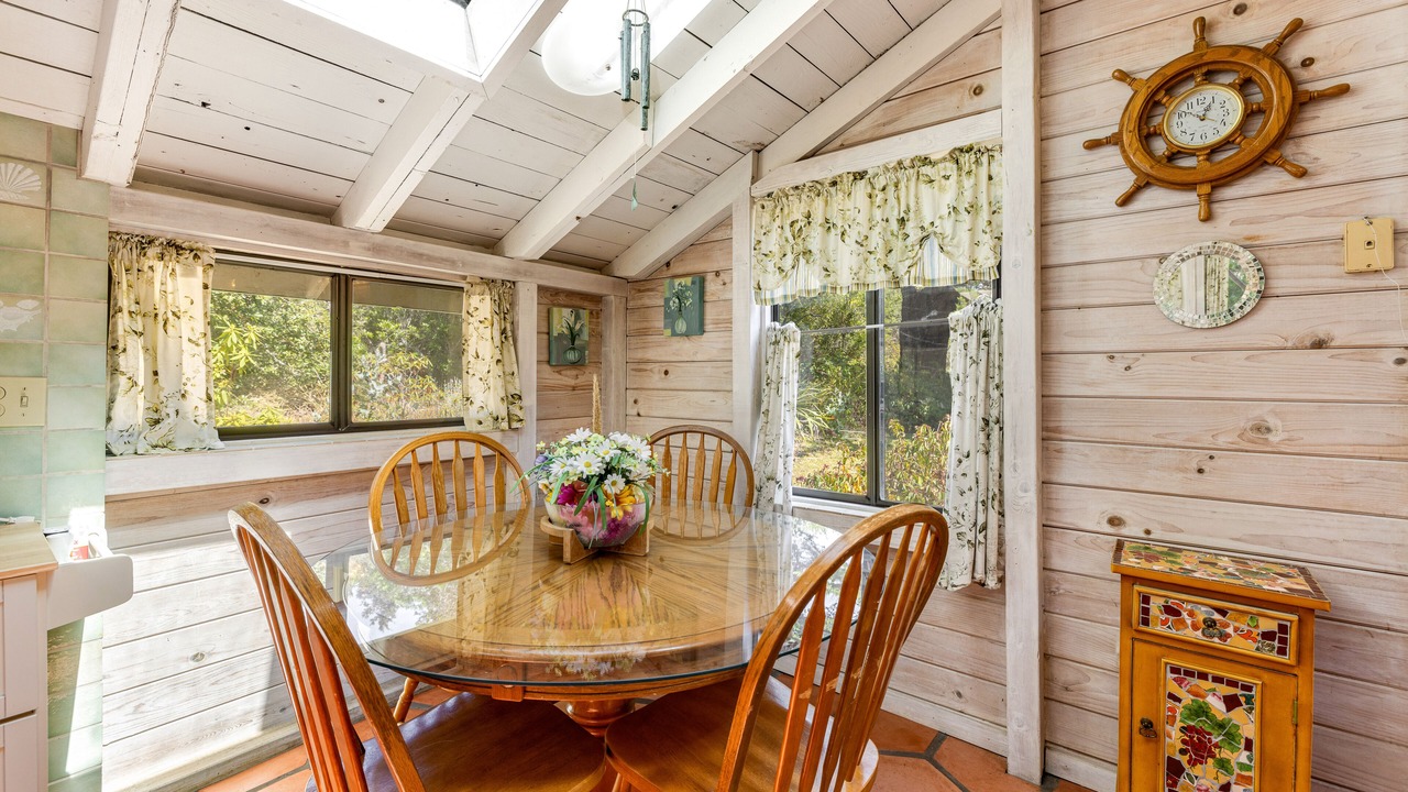 Photo of Others in Inglenook