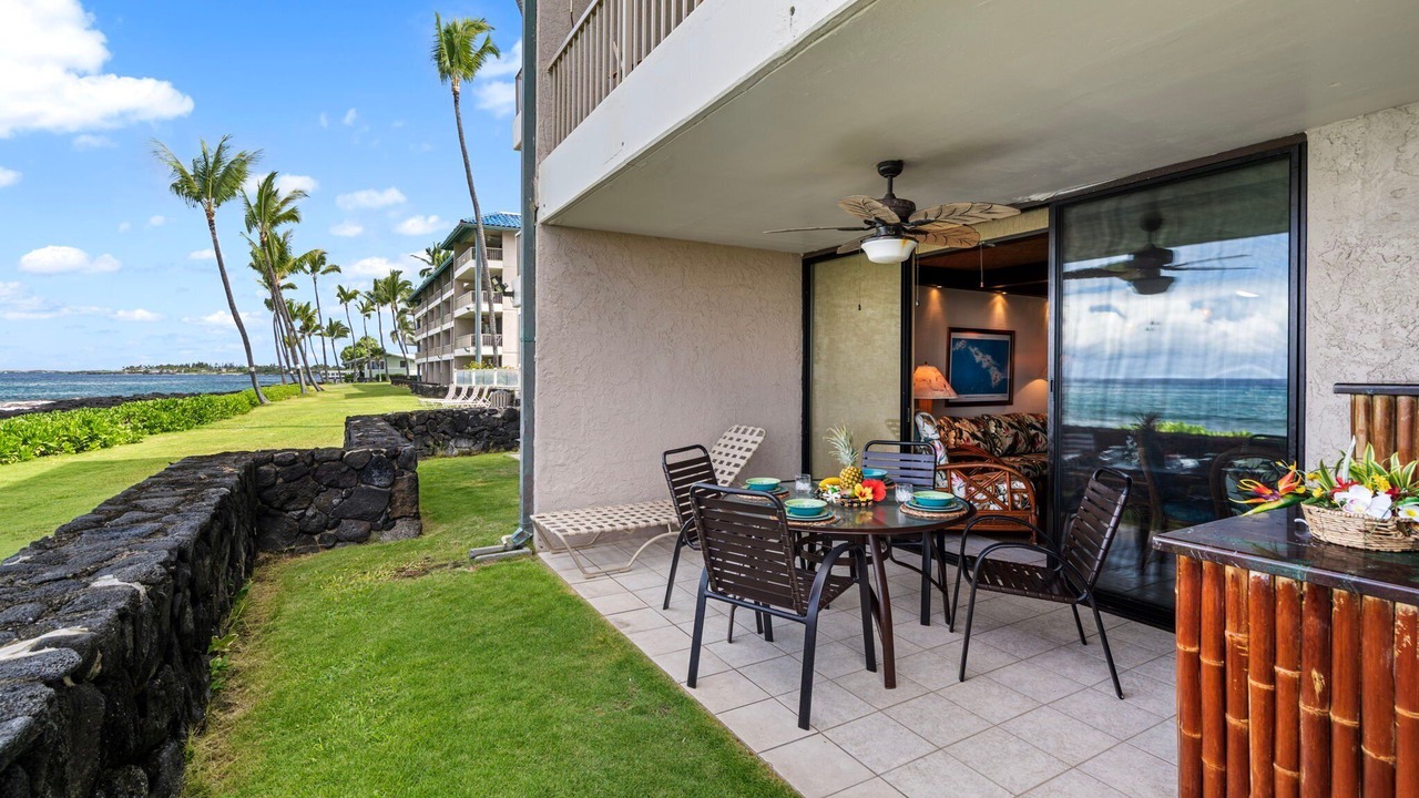 Photo of Others in Historic Kailua Village
