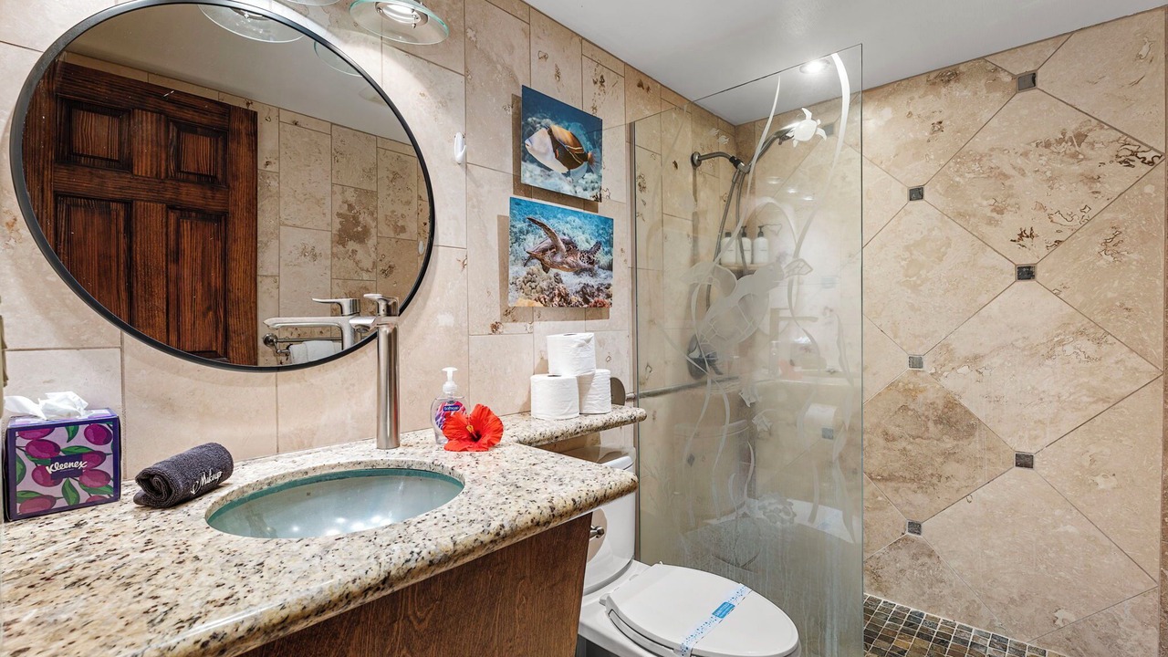 Photo of Bathroom in Historic Kailua Village