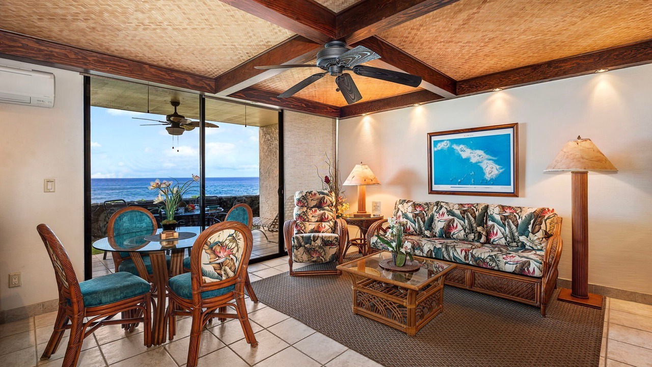 Photo of Others in Historic Kailua Village