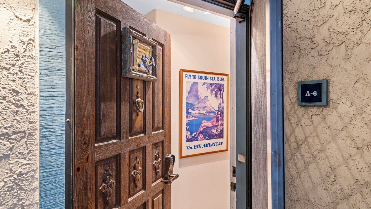 Photo of Others in Historic Kailua Village