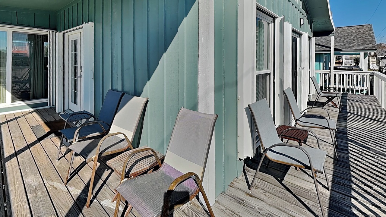 Photo of Patio Balcony in Pirates Beach