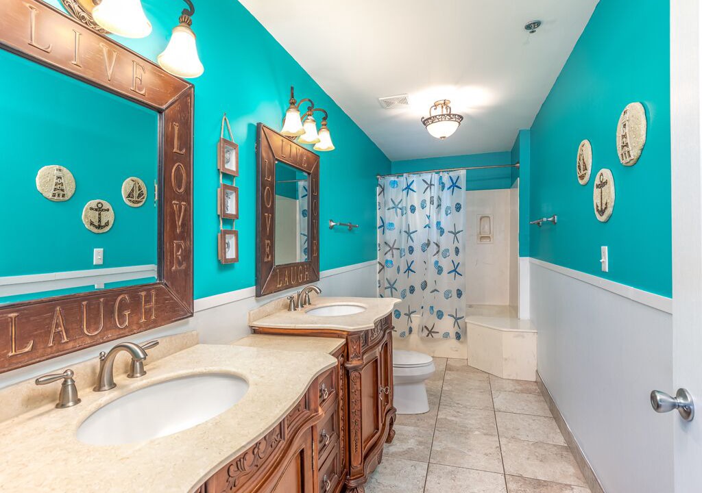 Photo of Bathroom in Tybee Island
