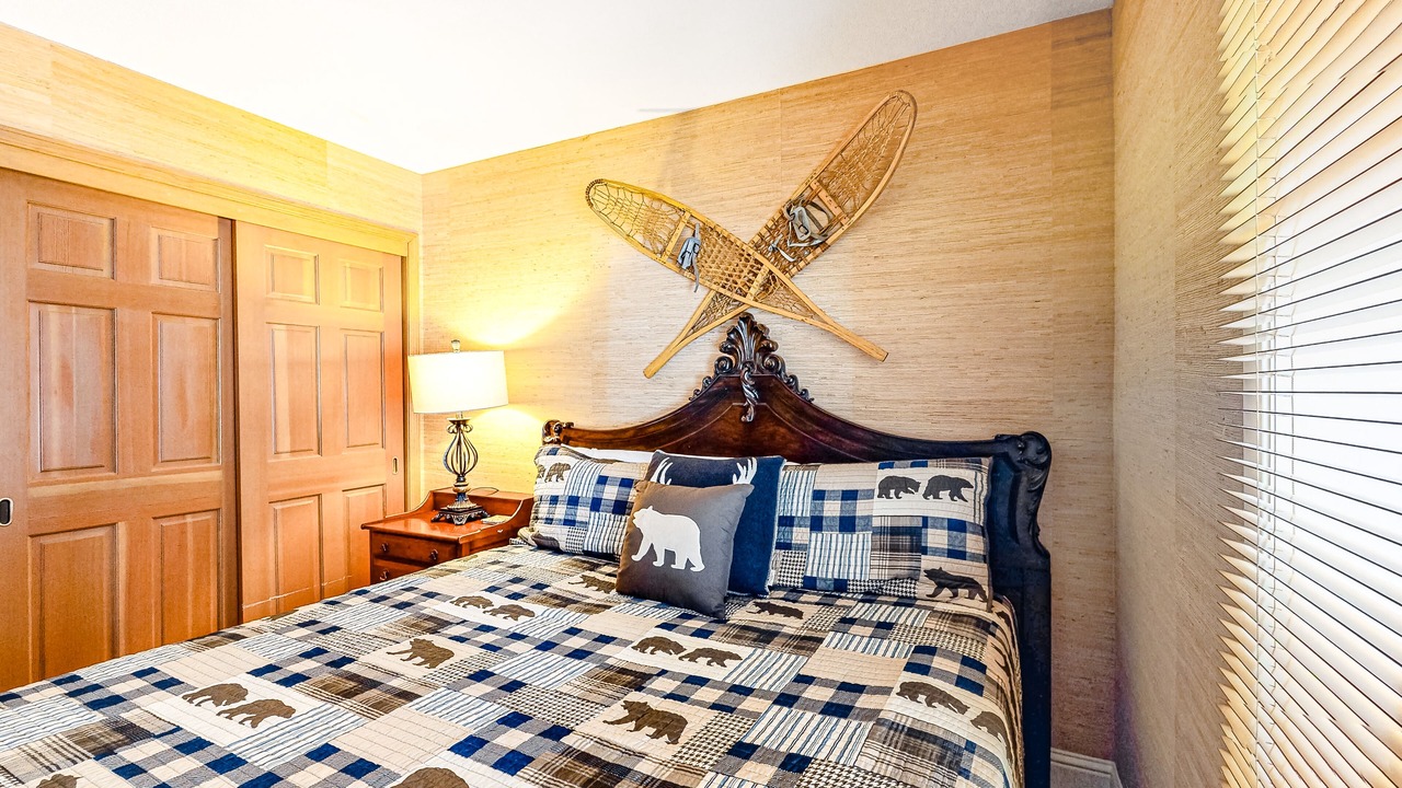 Photo of Bedroom in Tahoe Pines