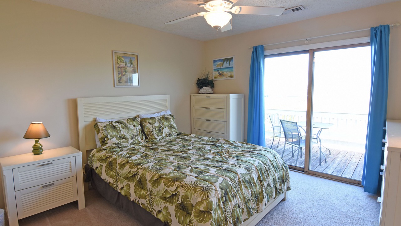 Photo of Bedroom in Wrightsville Beach
