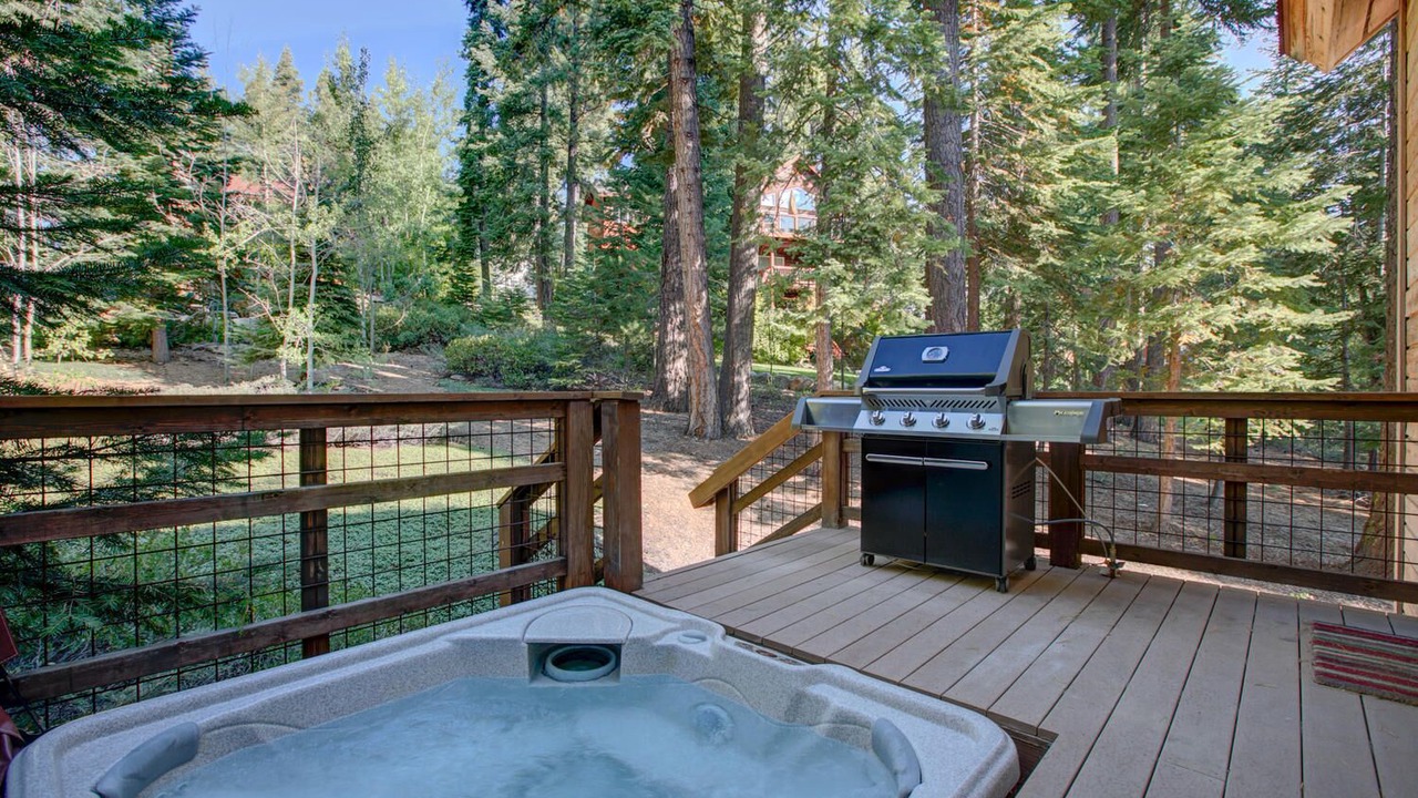 Photo of Patio Balcony in Carnelian Bay
