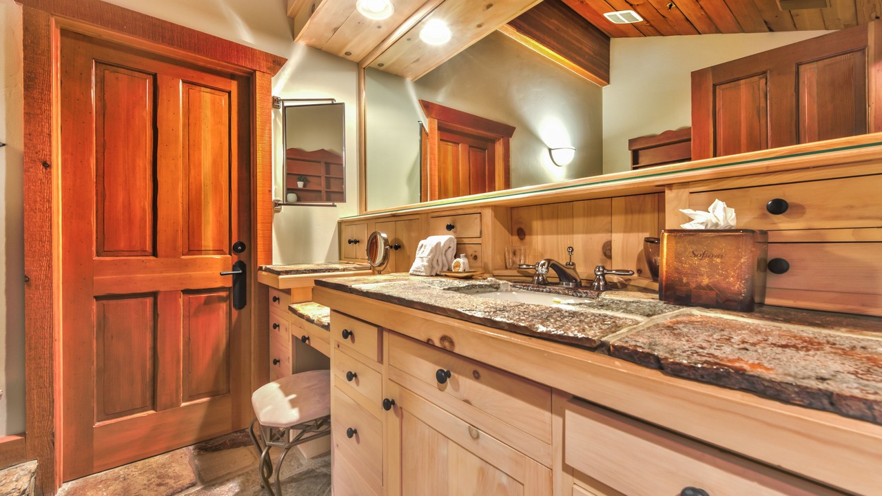 Photo of Bathroom in Deer Valley