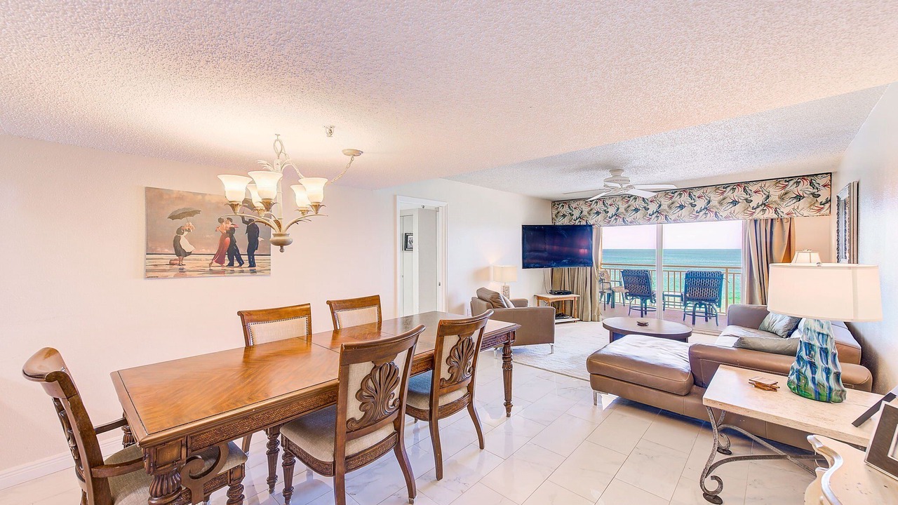 Photo of Livingroom in Redington Shores