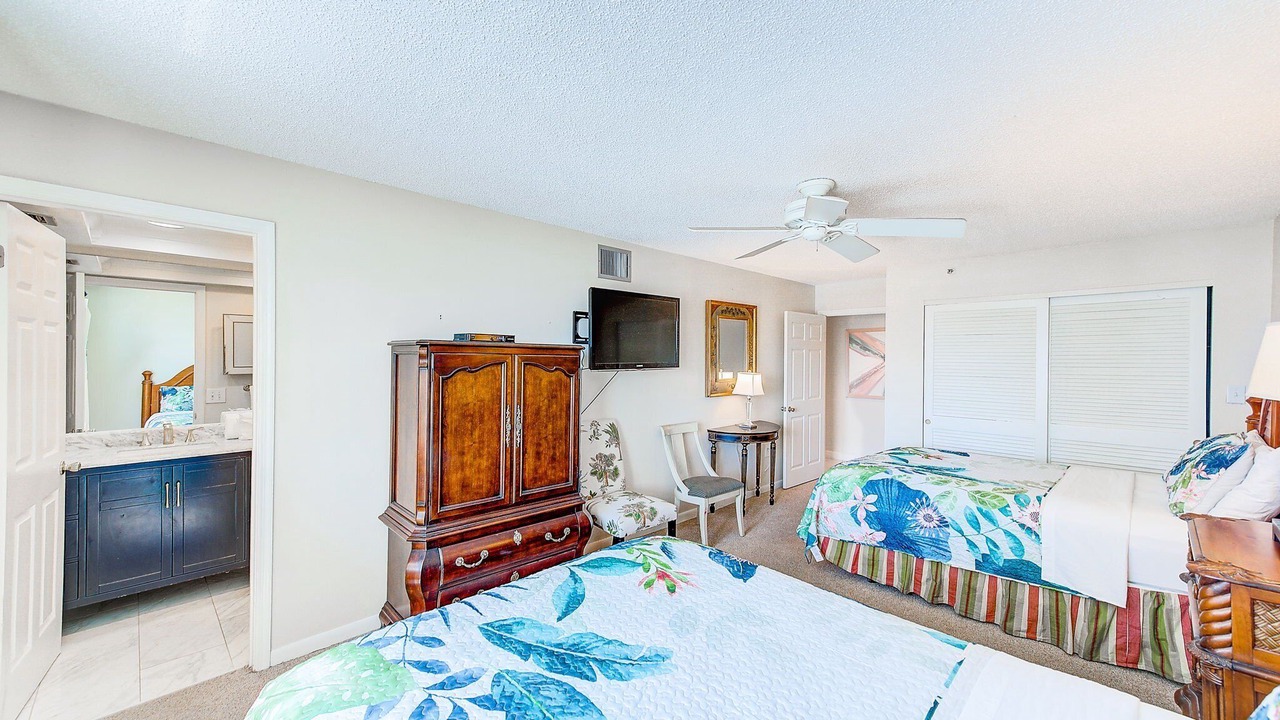 Photo of Bedroom in Redington Shores