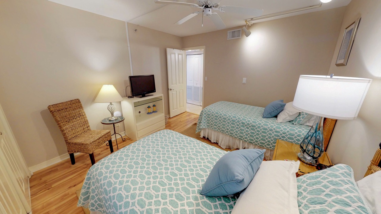 Photo of Others in Gulf Pines